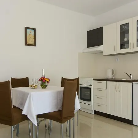 Διαμέρισμα Holiday Home Trogir *